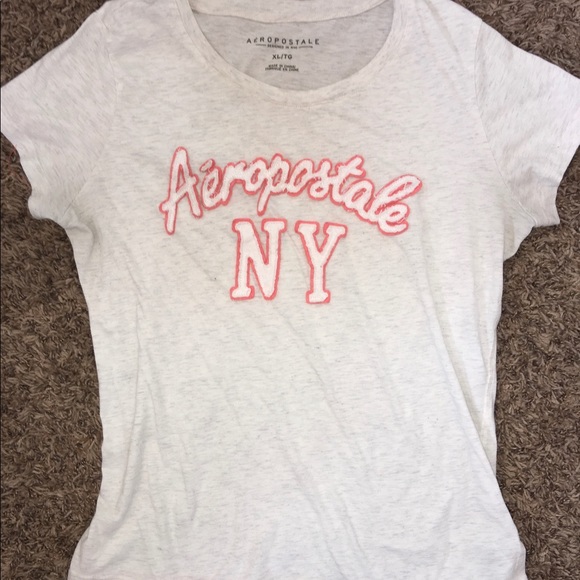 NWT Aeropostale Women/'s Crop Graphic Tee Aero New York Color White Sz XLarge